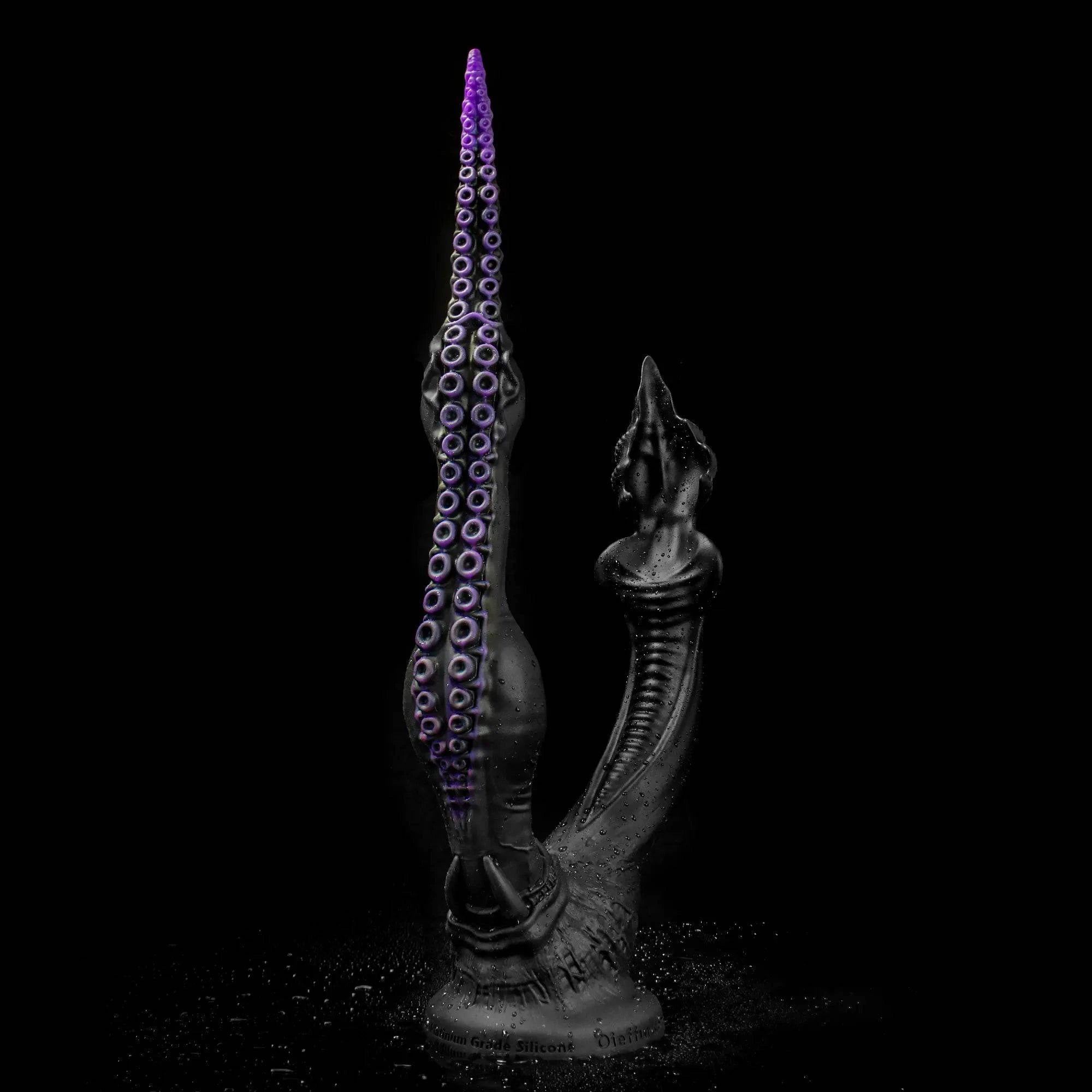 Oieffur Twin Fantasy Alien Tentacle Double Ended Dildo with detailed tentacle design, suitable for fantasy-themed adult pleasure. Image principale du produit